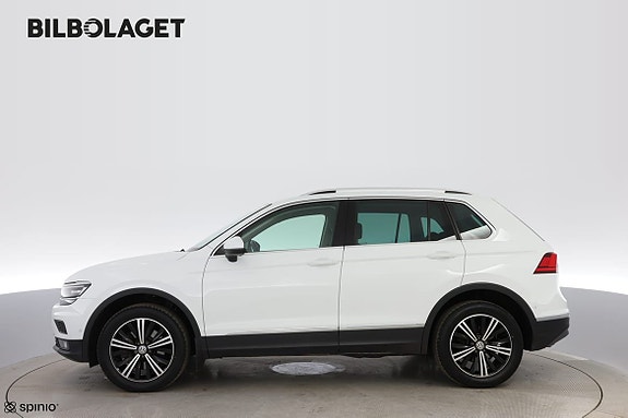 Volkswagen Tiguan 2 of 17