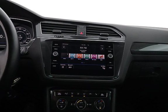 Volkswagen Tiguan 12 of 17