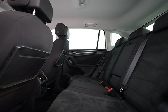 Volkswagen Tiguan 10 of 17