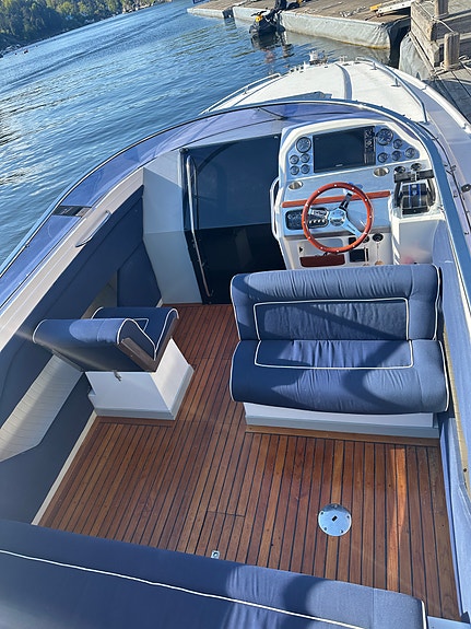 Sunseeker Mohawk 29 (840 hk) (Nya Bravo XR Drev) 3 of 8