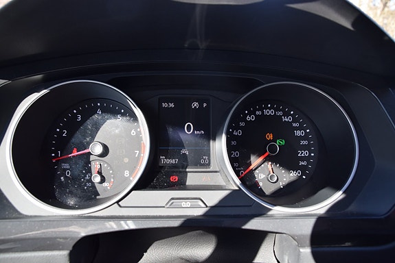 Volkswagen Tiguan 19 of 26