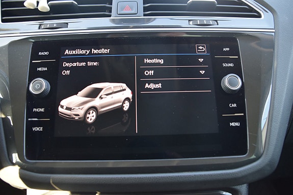 Volkswagen Tiguan 15 of 26