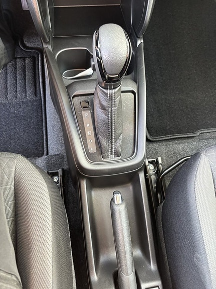 Suzuki Swift 13 of 19