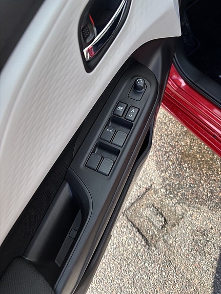 Suzuki Swift 9 of 19