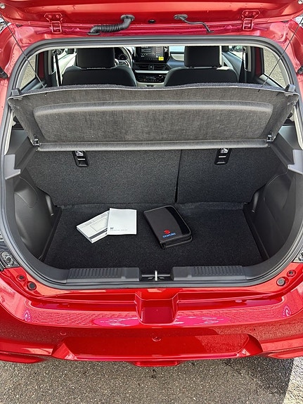 Suzuki Swift 14 of 19