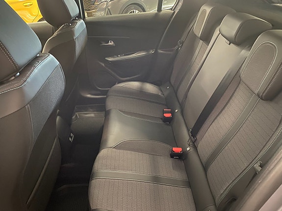 Peugeot 208 9 of 20