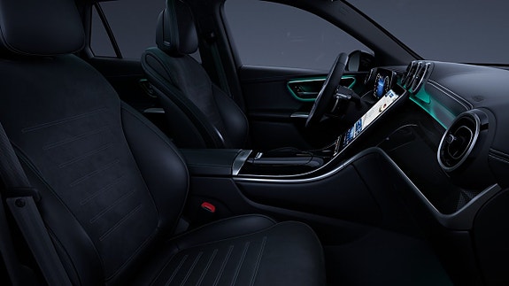 Mercedes-Benz GLC300 e 12 of 16