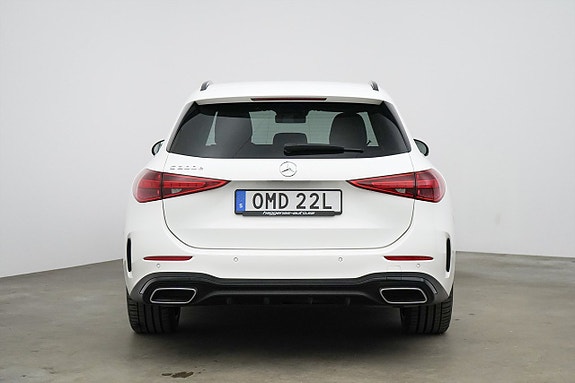 Mercedes-Benz C300 25 of 30