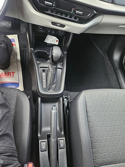 Suzuki Swift 8 of 12