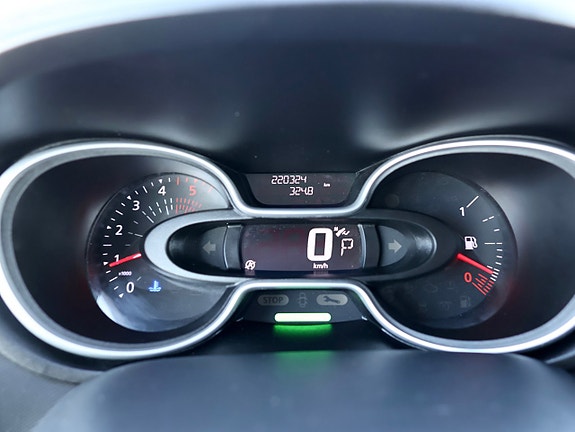 Renault Trafic 12 of 20