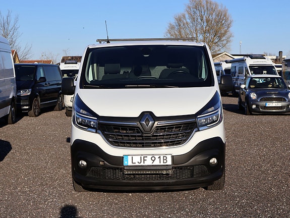 Renault Trafic 2 of 5