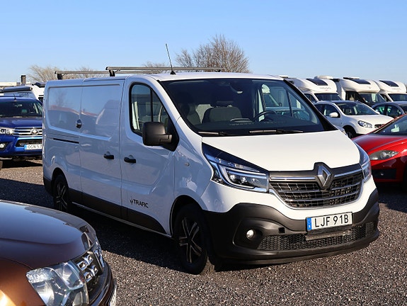 Renault Trafic 3 of 5