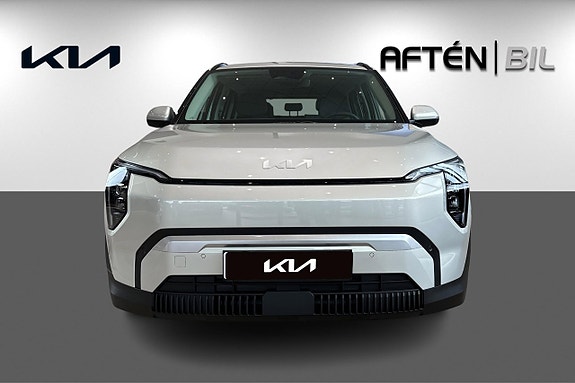 Kia EV3 2 of 20