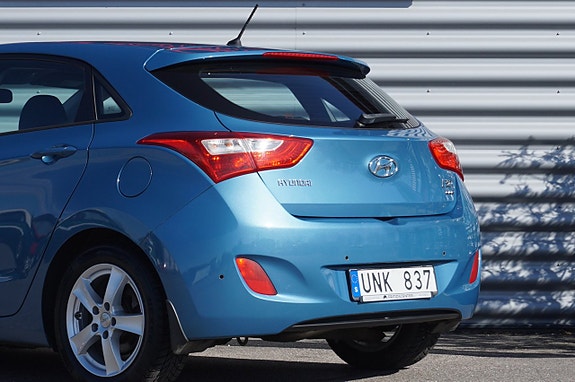 Hyundai i30 12 of 27