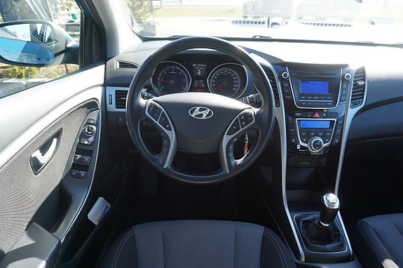 Hyundai i30 19 of 27