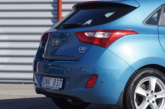Hyundai i30 10 of 27