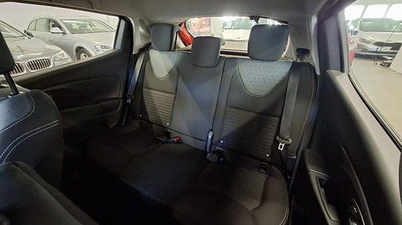 Renault Clio 13 of 23
