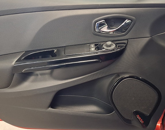 Renault Clio 22 of 23