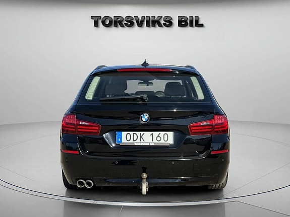 BMW 520d 4 of 5