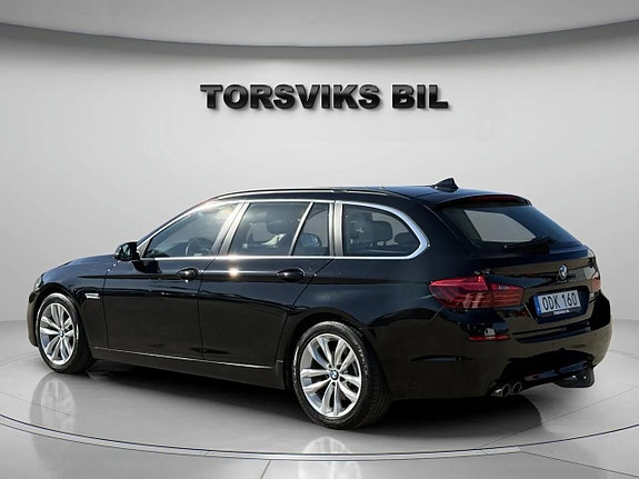 BMW 520d 3 of 5