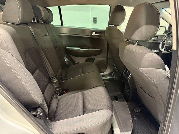 Kia Sportage 12 of 21