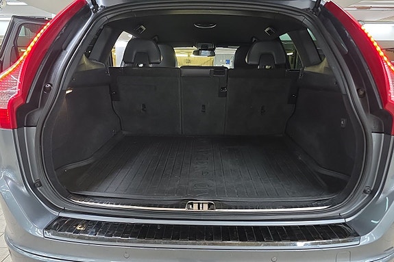 Volvo XC60 19 of 20