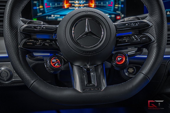 Mercedes-Benz GLE53 23 of 24