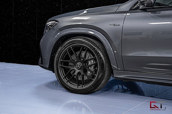 Mercedes-Benz GLE53 6 of 24