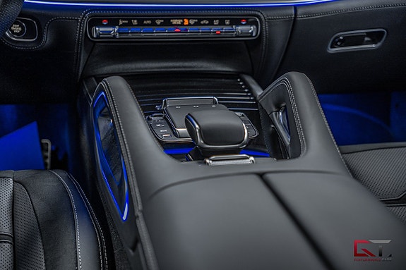 Mercedes-Benz GLE53 18 of 24