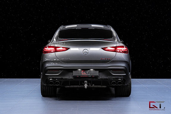 Mercedes-Benz GLE53 8 of 24