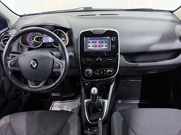 Renault Clio 13 of 23