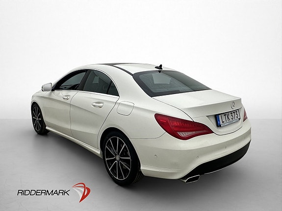 Mercedes-Benz CLA200 4 of 5