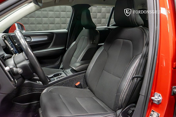 Volvo XC40 16 of 27