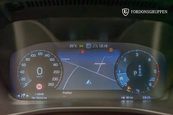 Volvo XC40 20 of 27