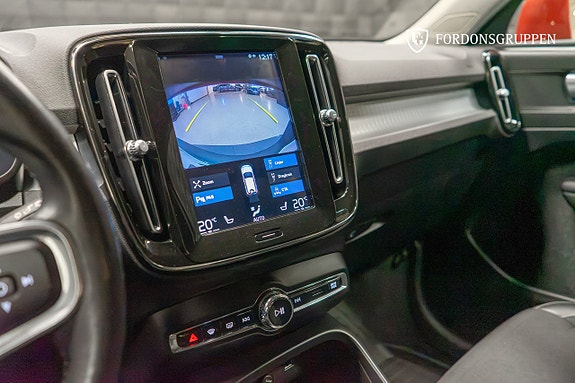 Volvo XC40 22 of 27