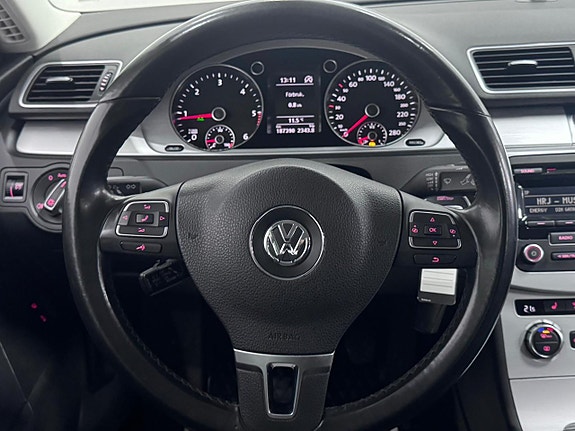 Volkswagen CC 13 of 25