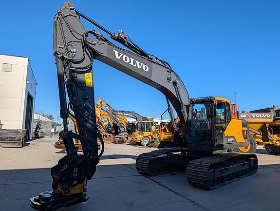 Volvo EC 220 E