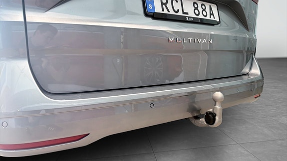 Volkswagen Multivan 15 of 16