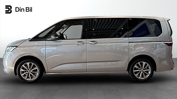 Volkswagen Multivan 2 of 5