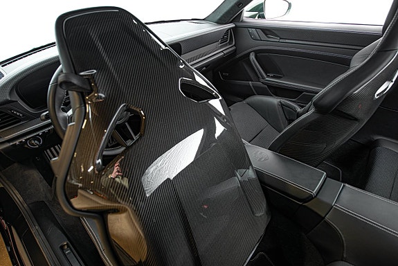 Porsche 992 19 of 30