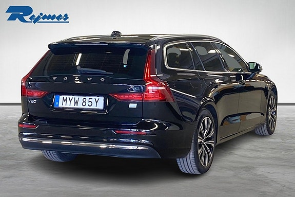 Volvo V60 4 of 5