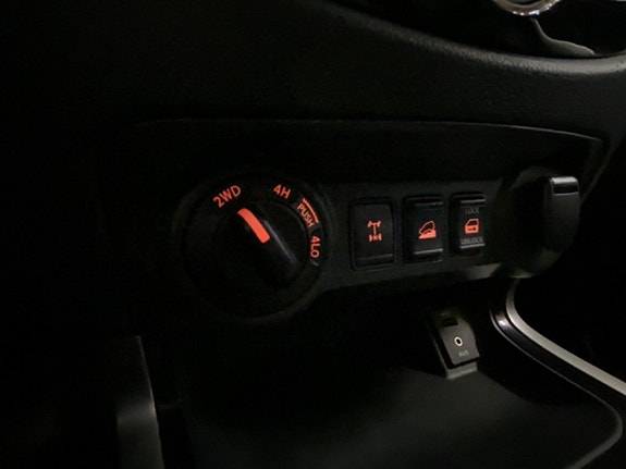Nissan Navara 21 of 23