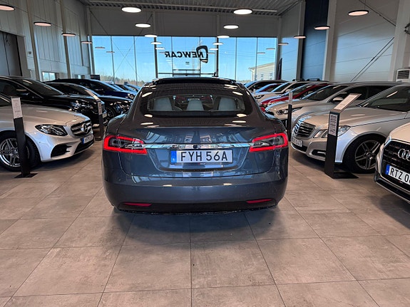 Tesla Model S 6 of 14