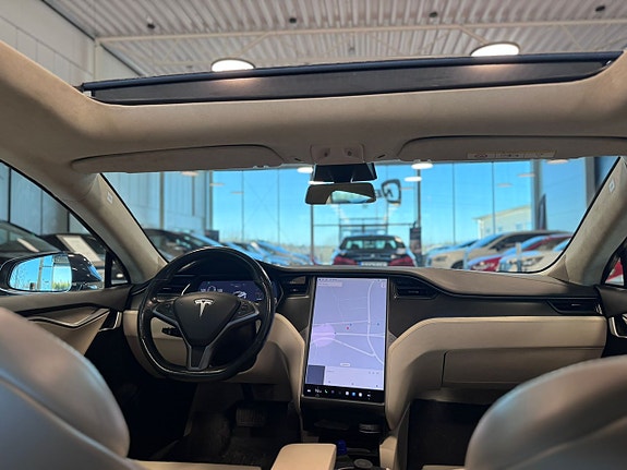 Tesla Model S 8 of 14