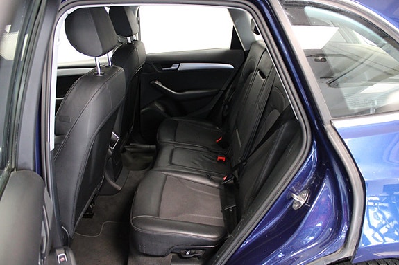 Audi Q5 8 of 15