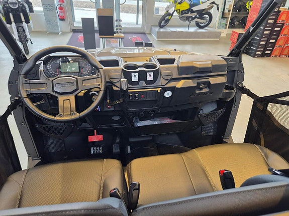 Polaris RANGER CREW XP 1000 EPS -26 5 of 7