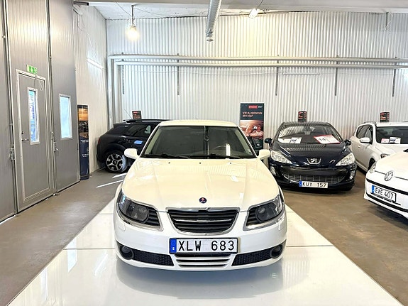 Saab 9-5 3 of 5