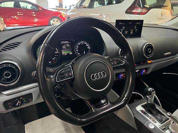 Audi A3 8 of 19