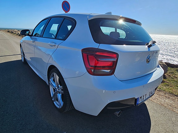 BMW 118d 3 of 8