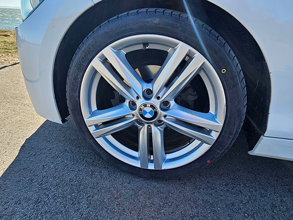 BMW 118d 5 of 8